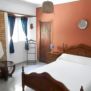 Habitación Independiente En Casa Antigua - Centro , Utrera España